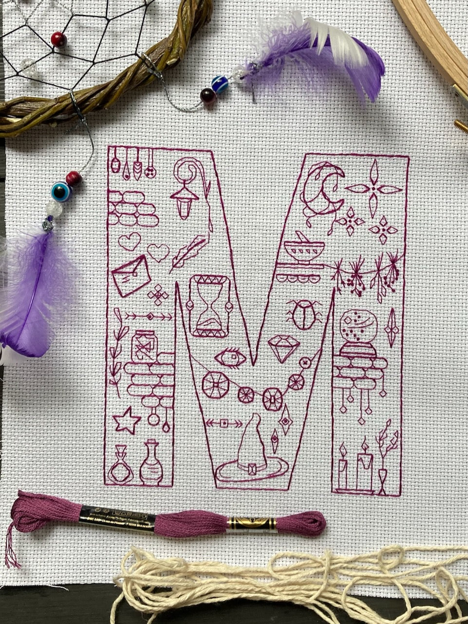 M - Magic embroidery pattern