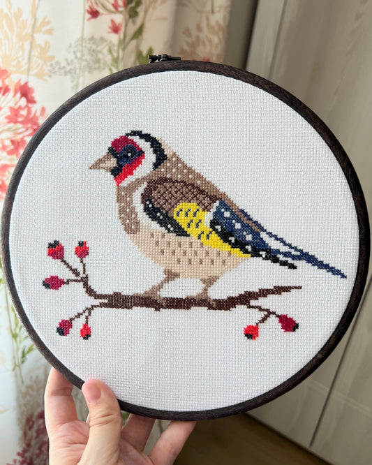Goldfinch - cross stitch pattern