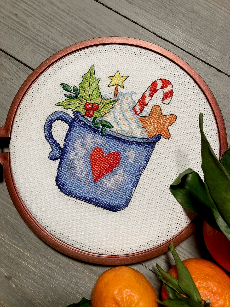 Christmas Cup - cross stitch pattern finish